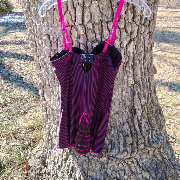 ⬇️ Price Drop!⬇️ Tarea by Rue 21 Chemise in size 36B - Picture 2 of 4